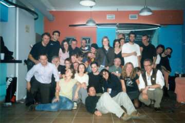 › 2002